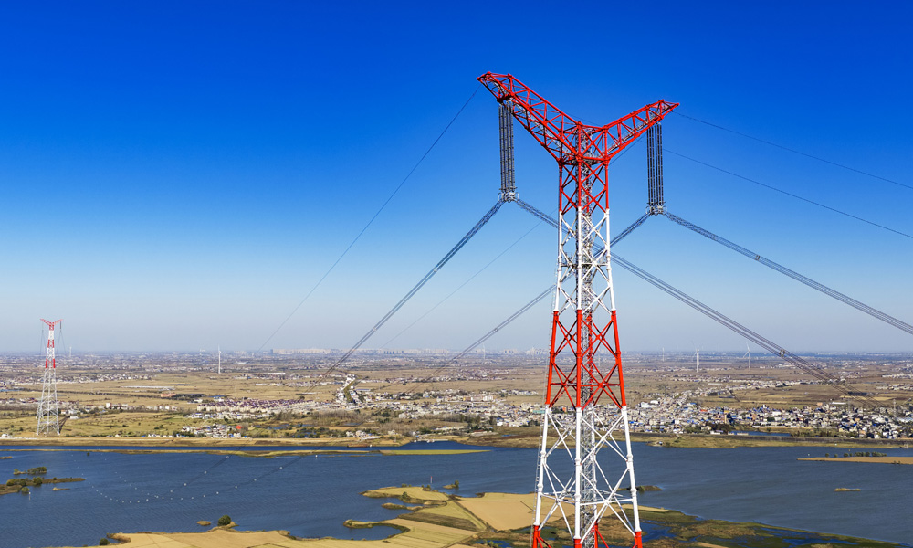 工程投运后每年可向安徽输送电量超过360亿千瓦时，其中一半以上是新能源电量，将有效提升安徽电力供应保障能力，促进能源结构转型和“双碳”目标实现。