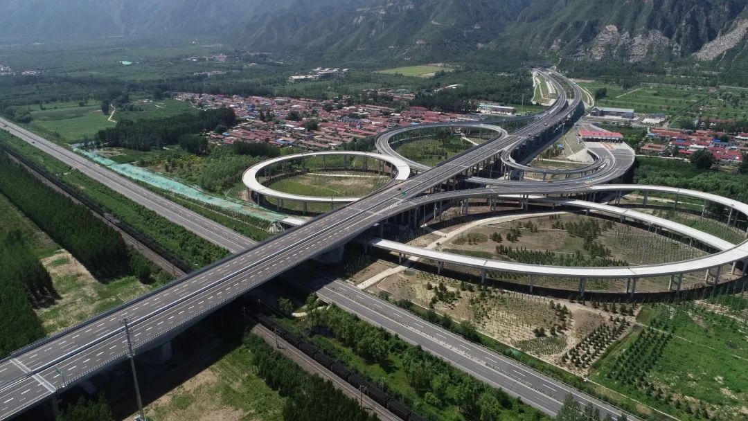 首发集团参与建设延崇高速北京段.jpeg